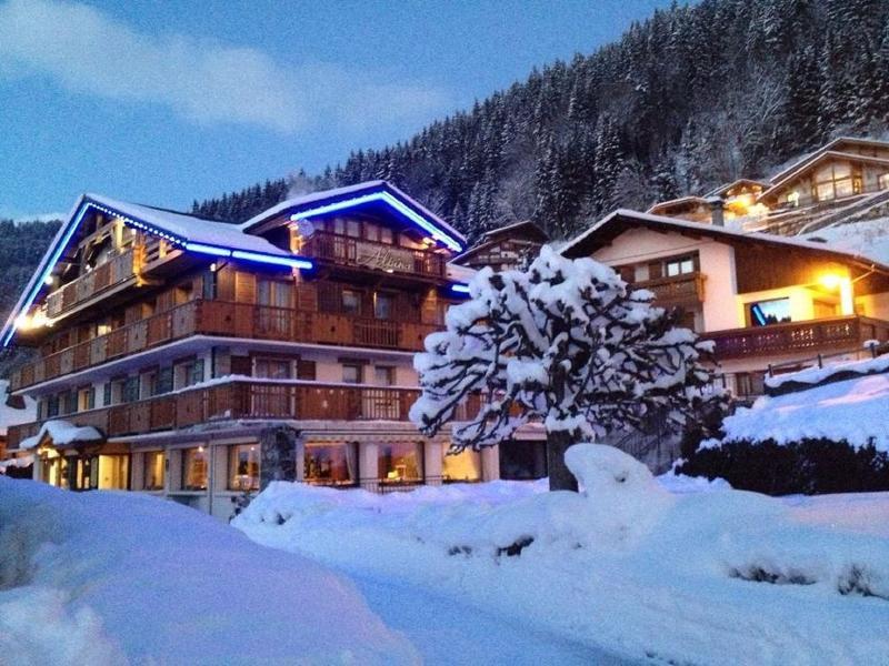 Hotel Alpina Morzine Ngoại thất bức ảnh